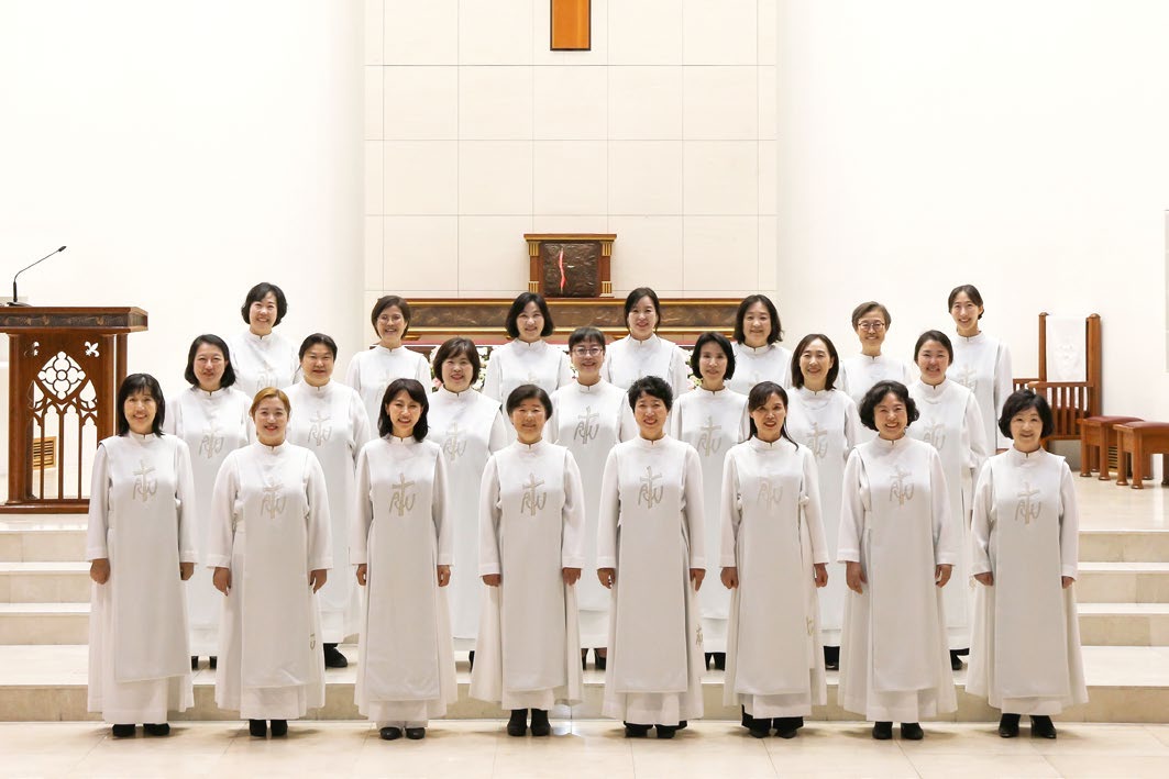 SOPRANO 파트장 이지희 마르타 단체사진